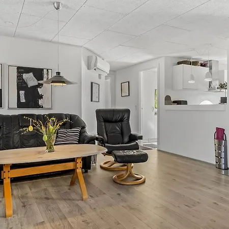 Holiday home Artan - 2-6km From The Sea In Western Jutland By Interhome *