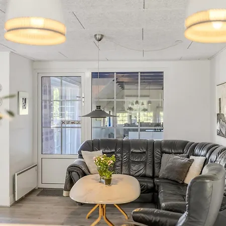 Artan - 2-6km From The Sea By Interhome *