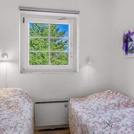 Artan - 2-6km From The Sea By Interhome *